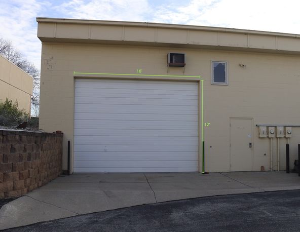 13436 C St, Omaha, NE 68144